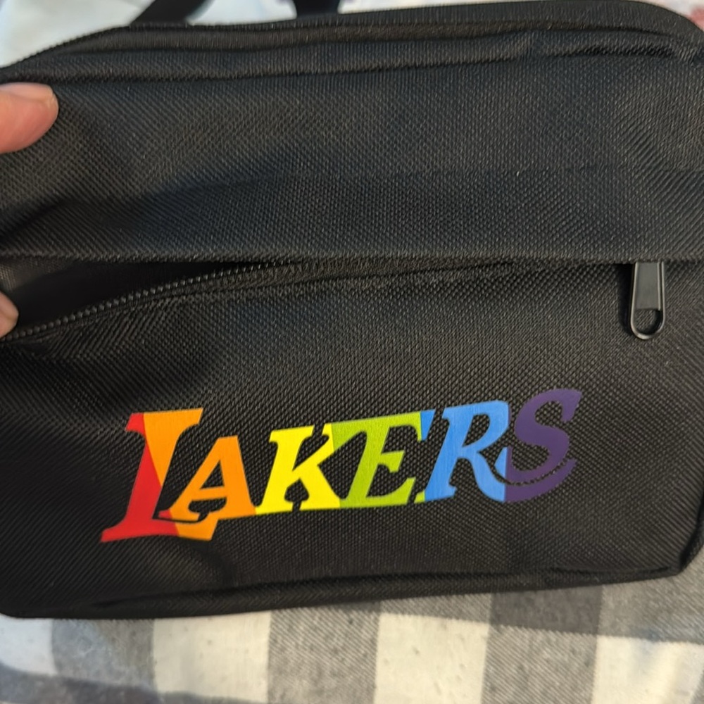 Lakers Belt Bag - Picture 3 of 5